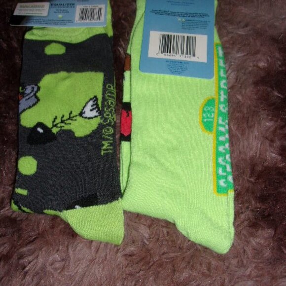 Sesame Street Crew Socks bundle 2 Pairs Oscar the Grouch, New - Picture 3 of 3